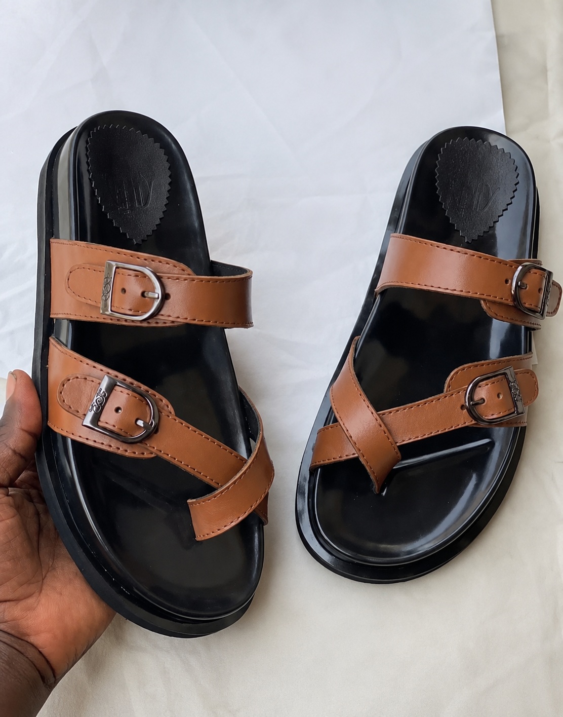Chaussure en cuir modèle Andalousie - Cuir Bronze