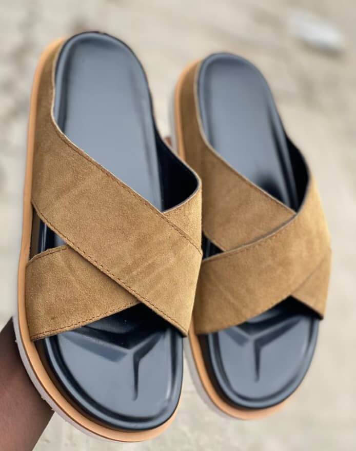 Chaussure en cuir modèle Lisbonne - Cuir Gris Perle